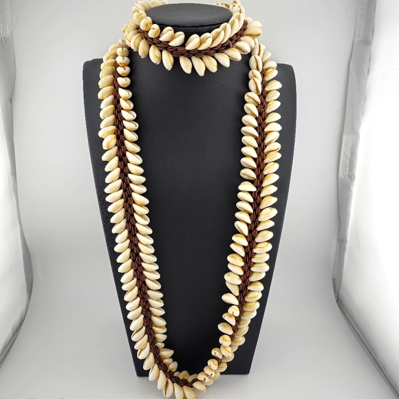 Jewelry - Handmade Hawaiian Cowrie Shell Necklace – 42” Total Length